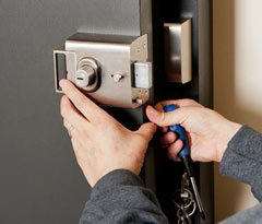 City Locksmith Store Suitland, MD 301-723-7100 City Locksmith Store Suitland, MD 301-723-7100