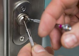 City Locksmith Store Suitland, MD 301-723-7100 City Locksmith Store Suitland, MD 301-723-7100